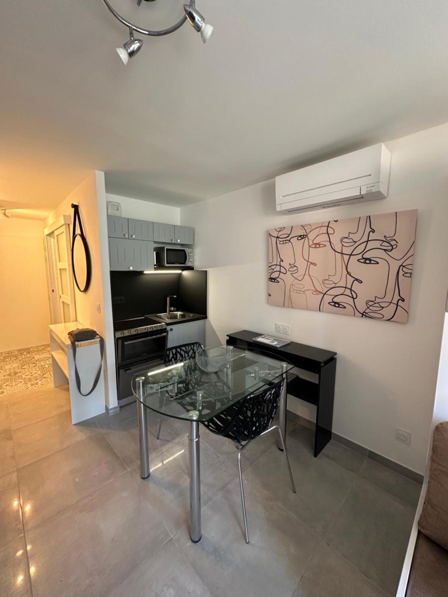 Superbe Climatise Sur Le Port De Apartment Hyeres