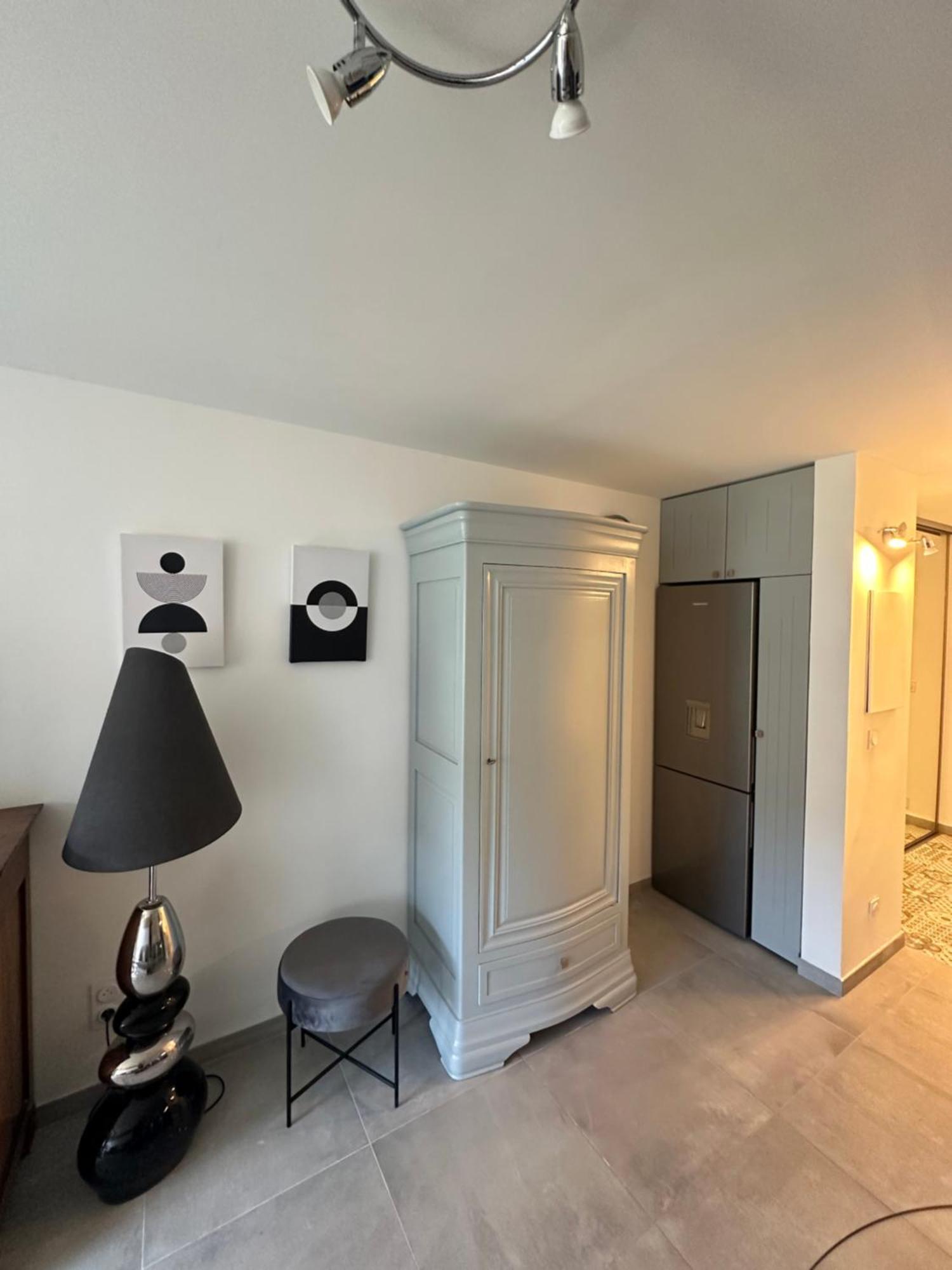 Superbe Climatise Sur Le Port De Appartement *